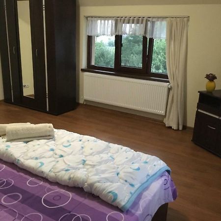 Вилла Casa In Zona Linistita, Campia Turzii Экстерьер фото