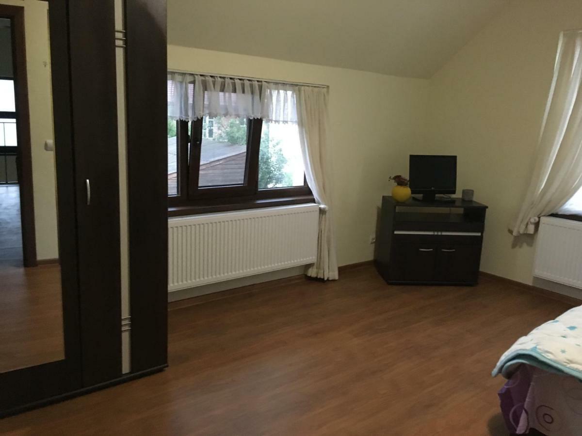 Вилла Casa In Zona Linistita, Campia Turzii Экстерьер фото